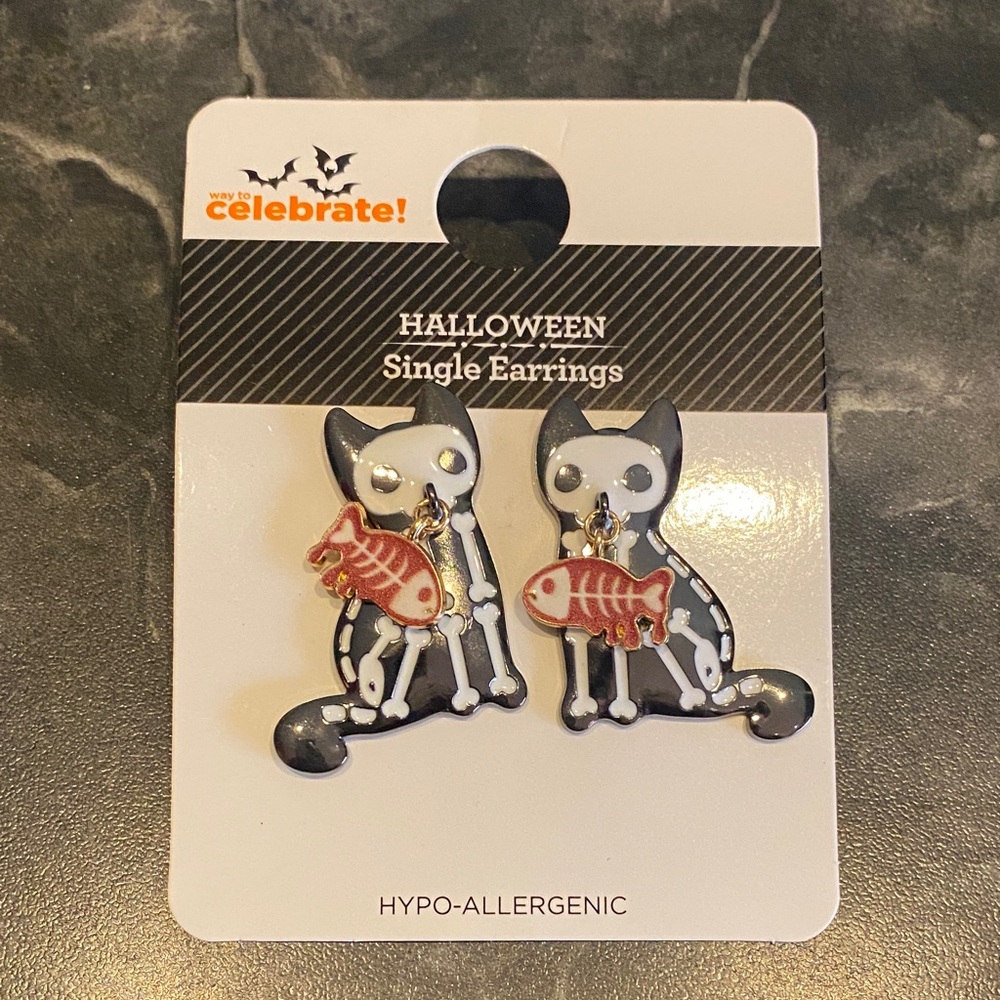 Way to Celebrate Halloween Skeleton Cat Earrings